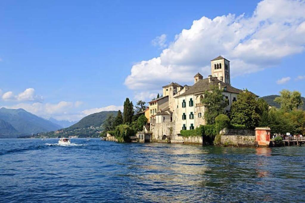Appartamento Storico Con Giardino Soleggiato - B&B Via Rinaldi Arto Centonara Екстер'єр фото